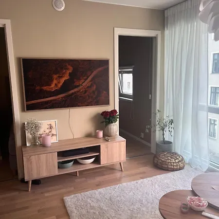 Daire Right By Alexander Kiellands *